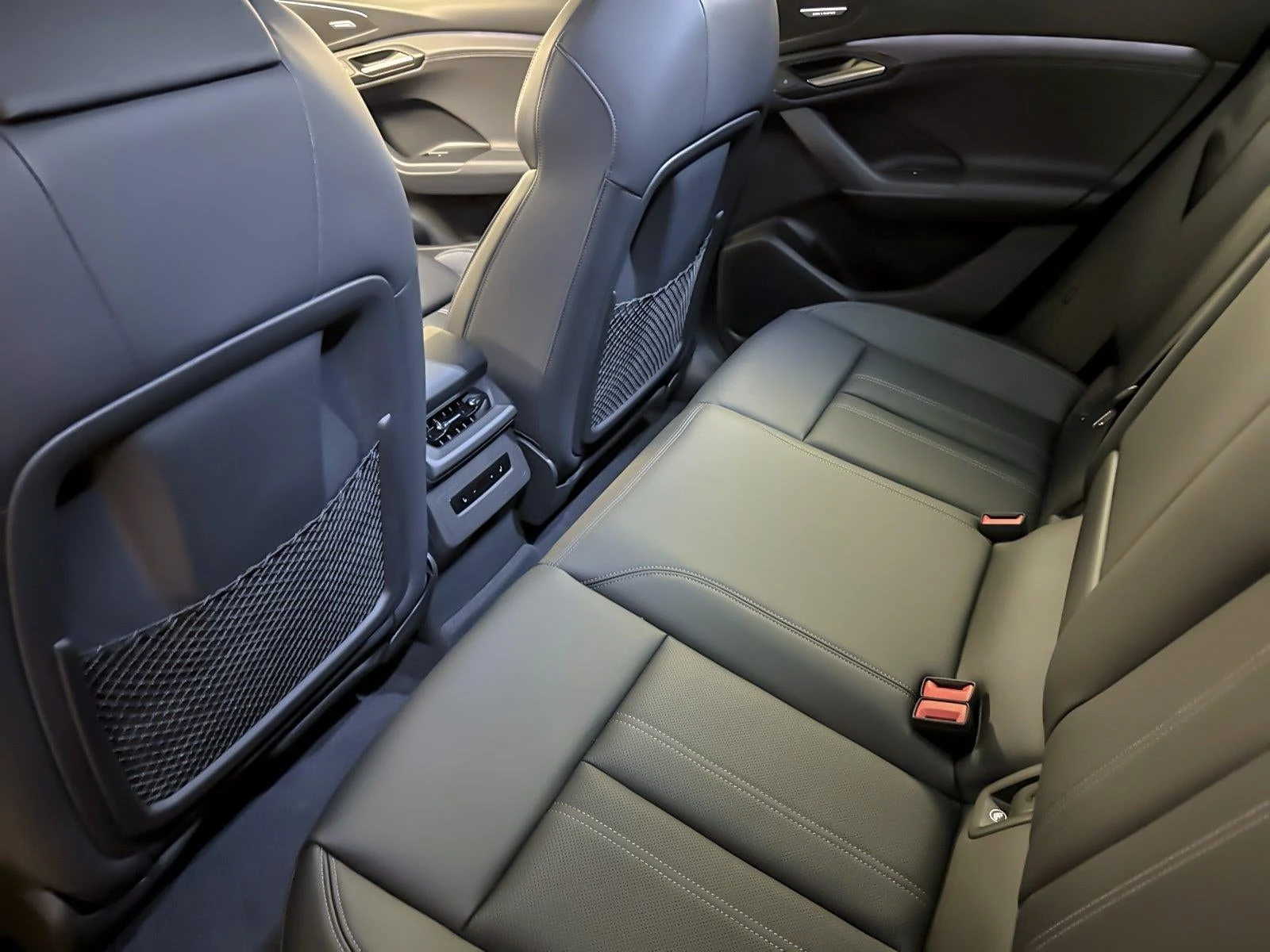 2025 Audi Q6 e-tron Premium Plus, 11/20
