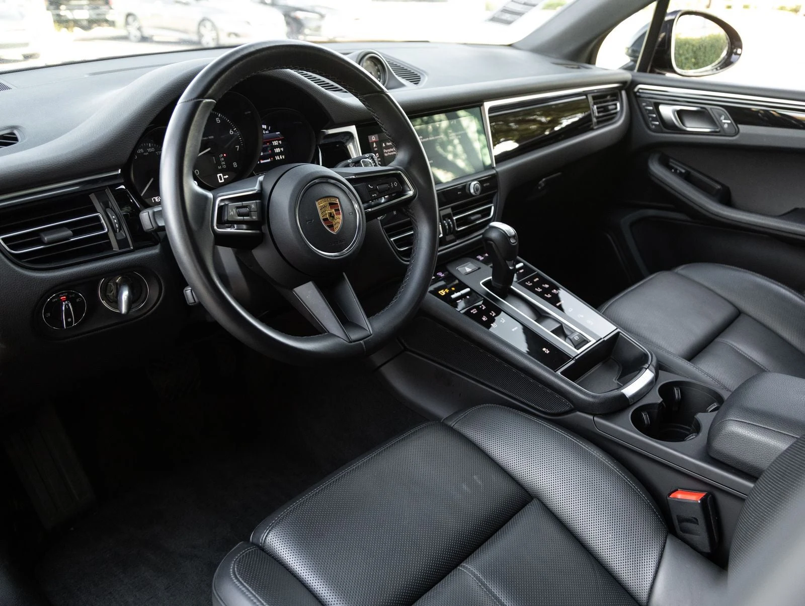 2023 Porsche Macan (95B), 4/20