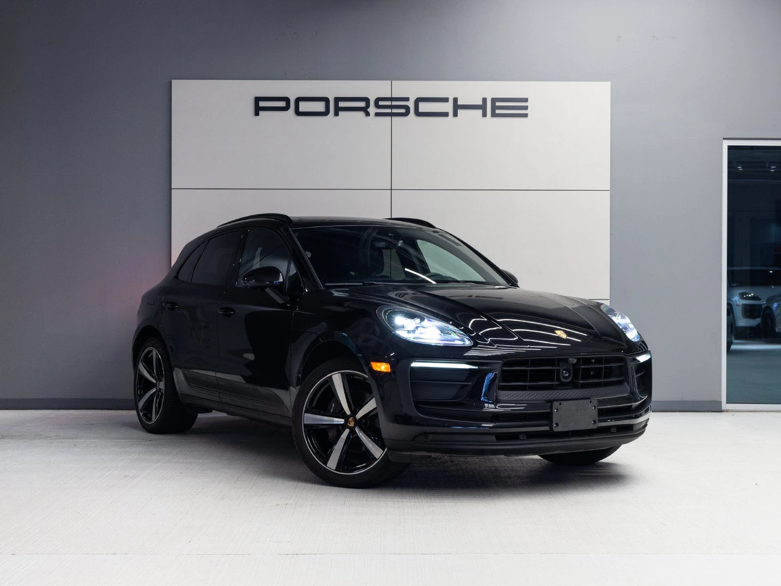 2023 Porsche Macan (95B), 9/20