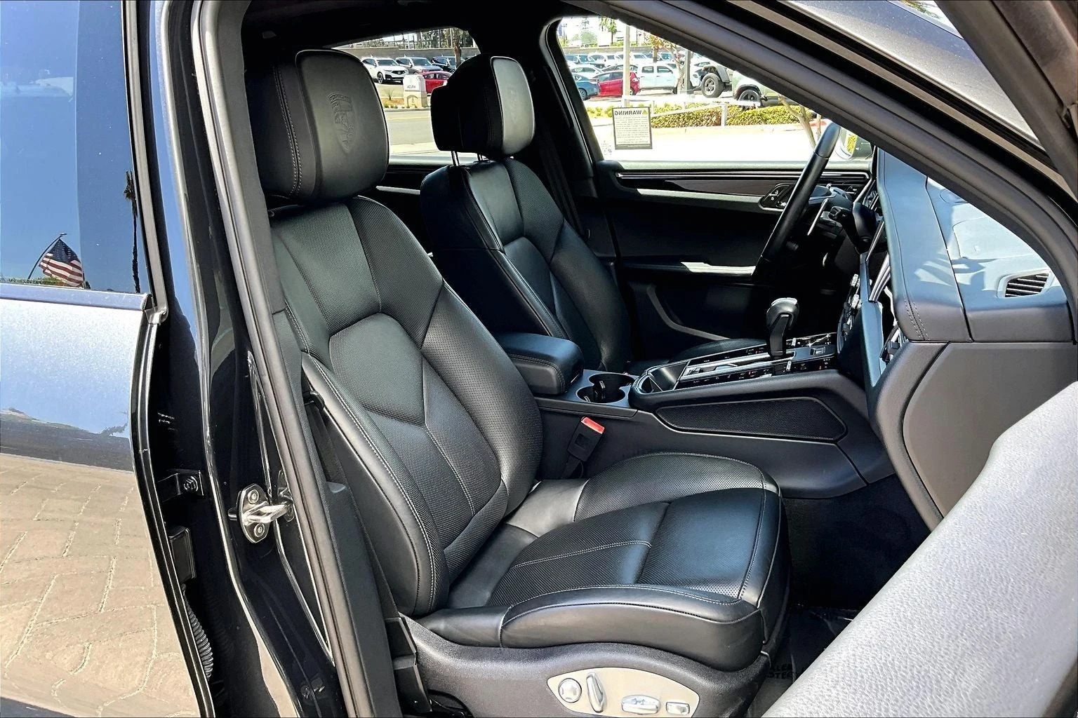 2024 Porsche Macan T (95B), 7/20