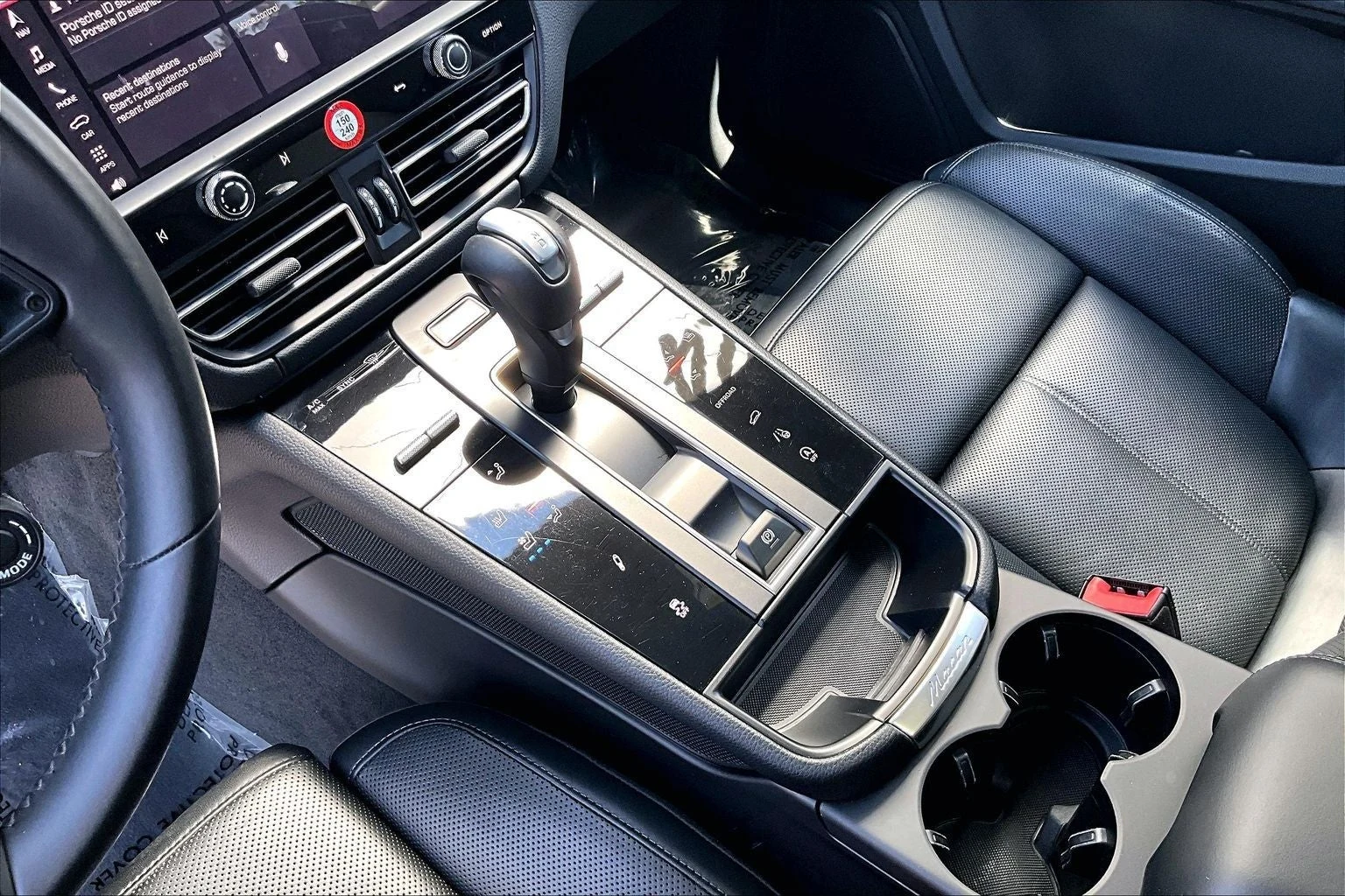 2024 Porsche Macan T (95B), 16/20