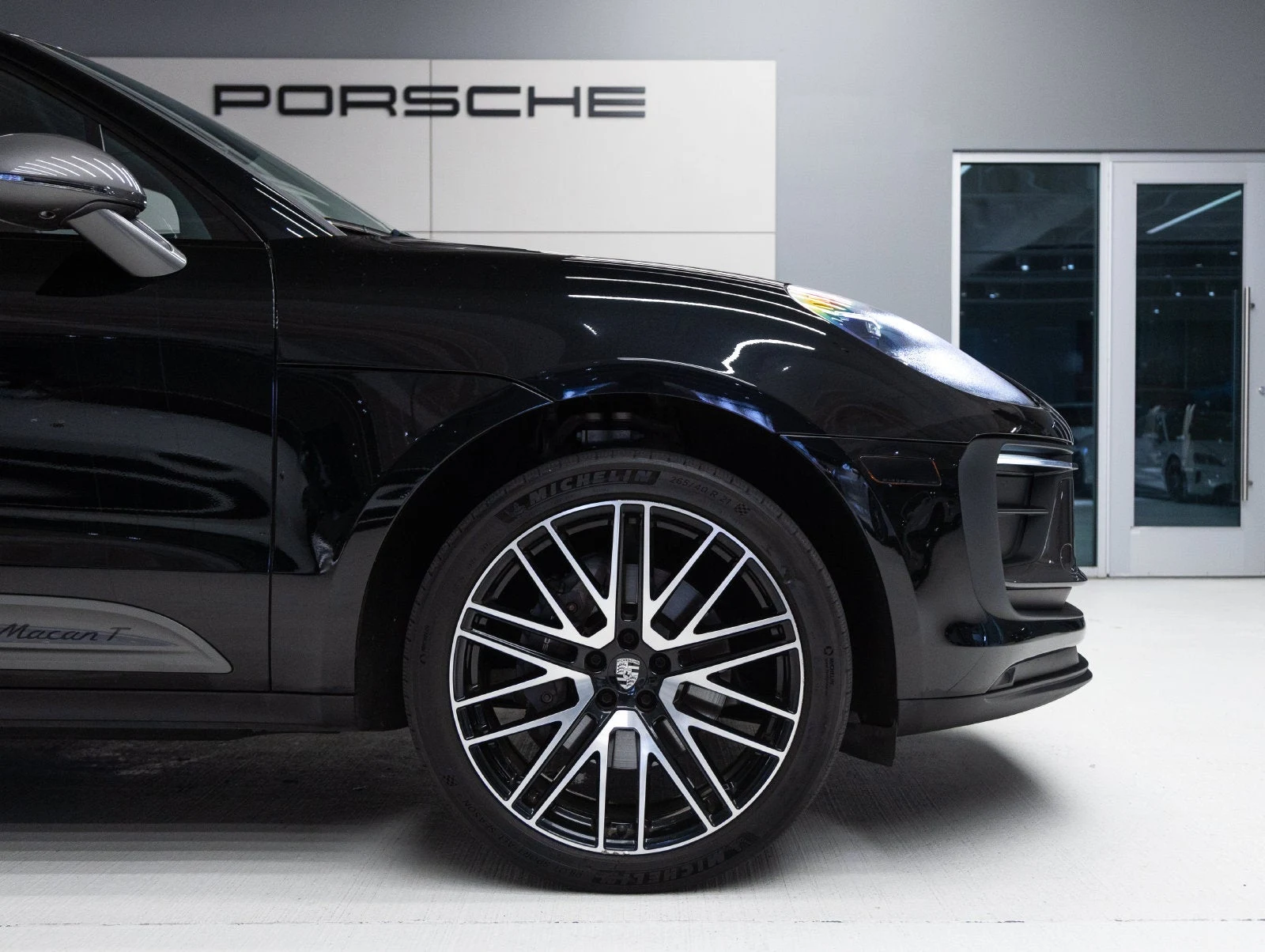 2023 Porsche Macan T (95B), 11/20