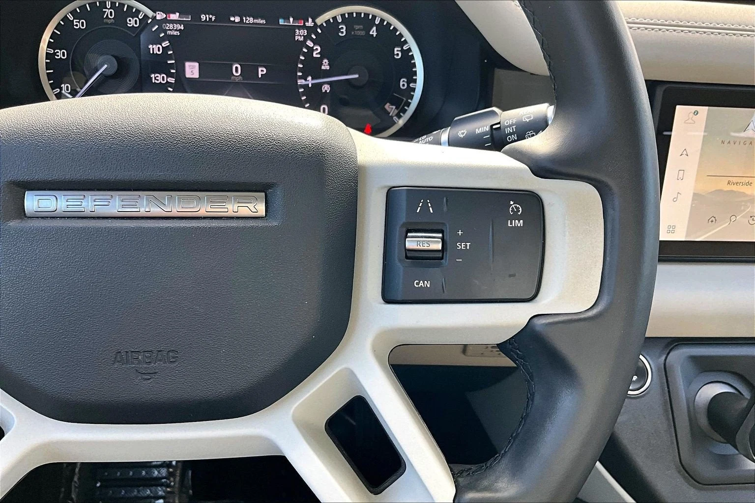 2023 Land Rover Defender 110 SE (L663), 19/20
