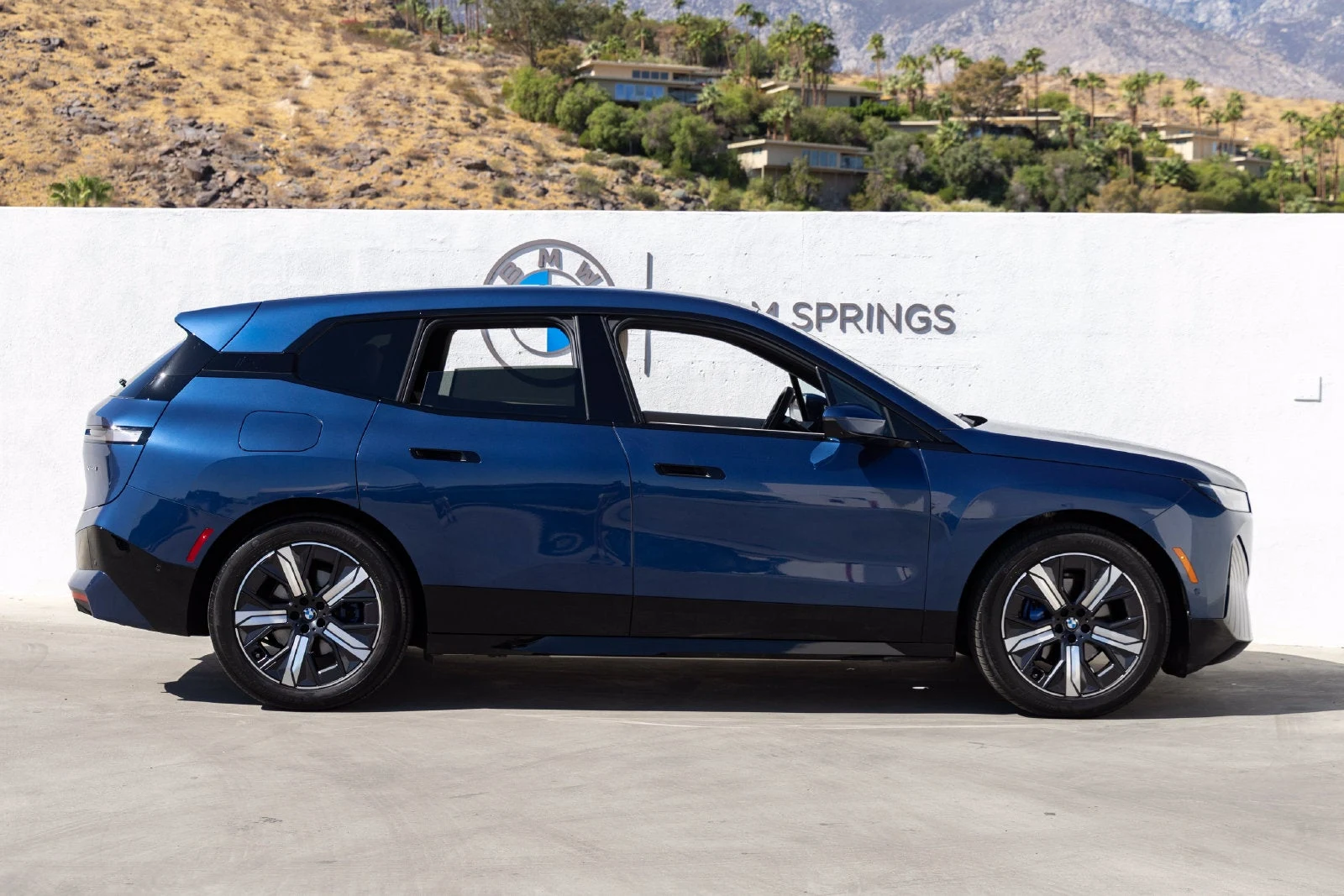 2023 BMW iX xDrive50 (I20), 6/20