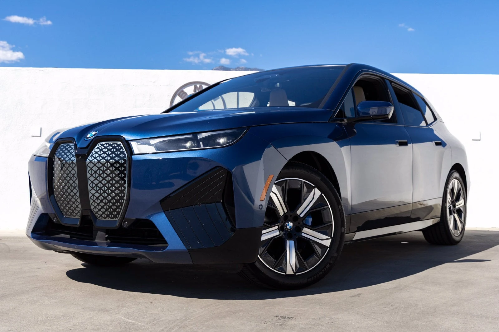 2023 BMW iX xDrive50 (I20), 8/20