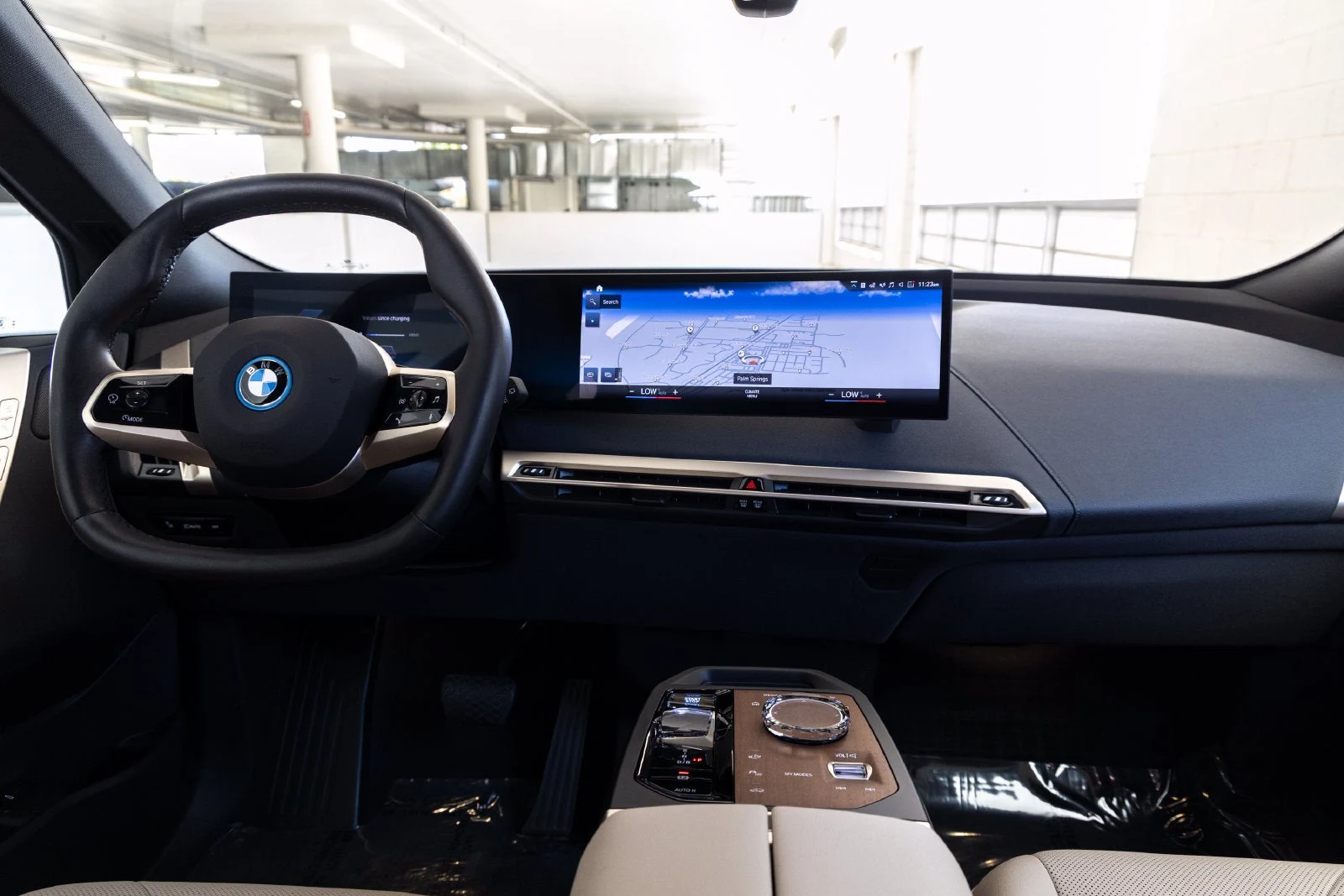 2023 BMW iX xDrive50 (I20), 11/20