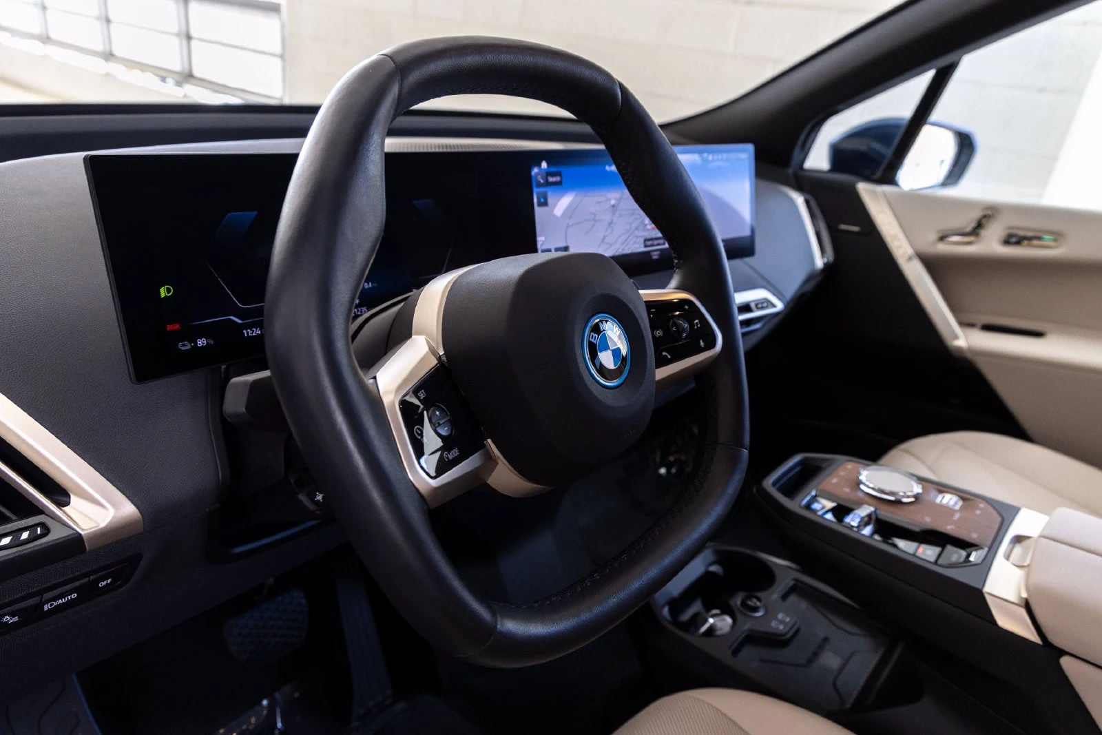 2023 BMW iX xDrive50 (I20), 17/20