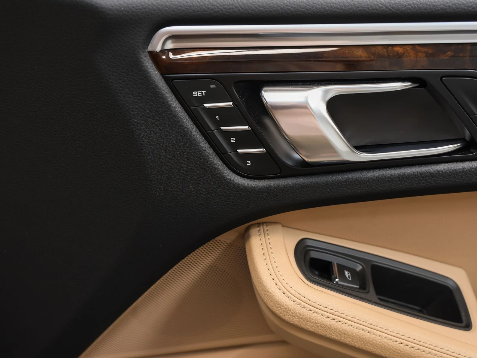 2023 Porsche Macan (95B), 19/20