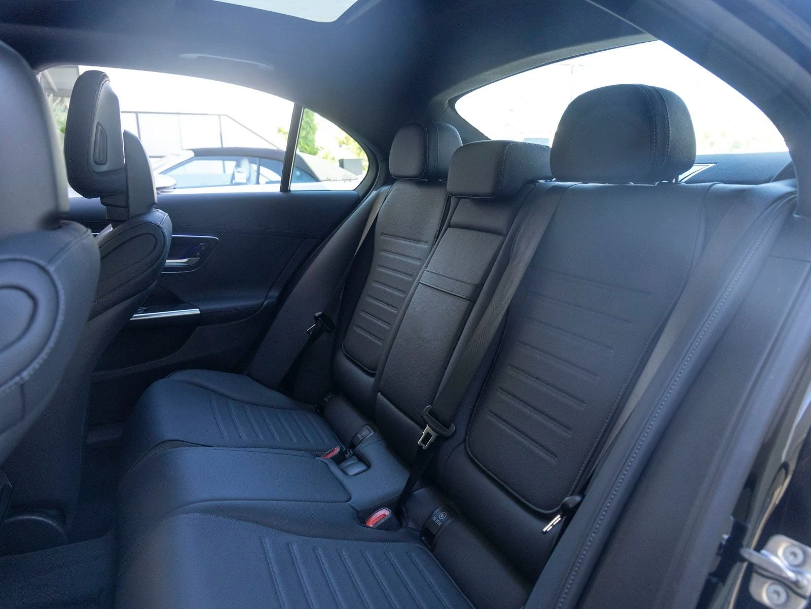 2026 Mercedes-Benz C 300 (W206), 18/20