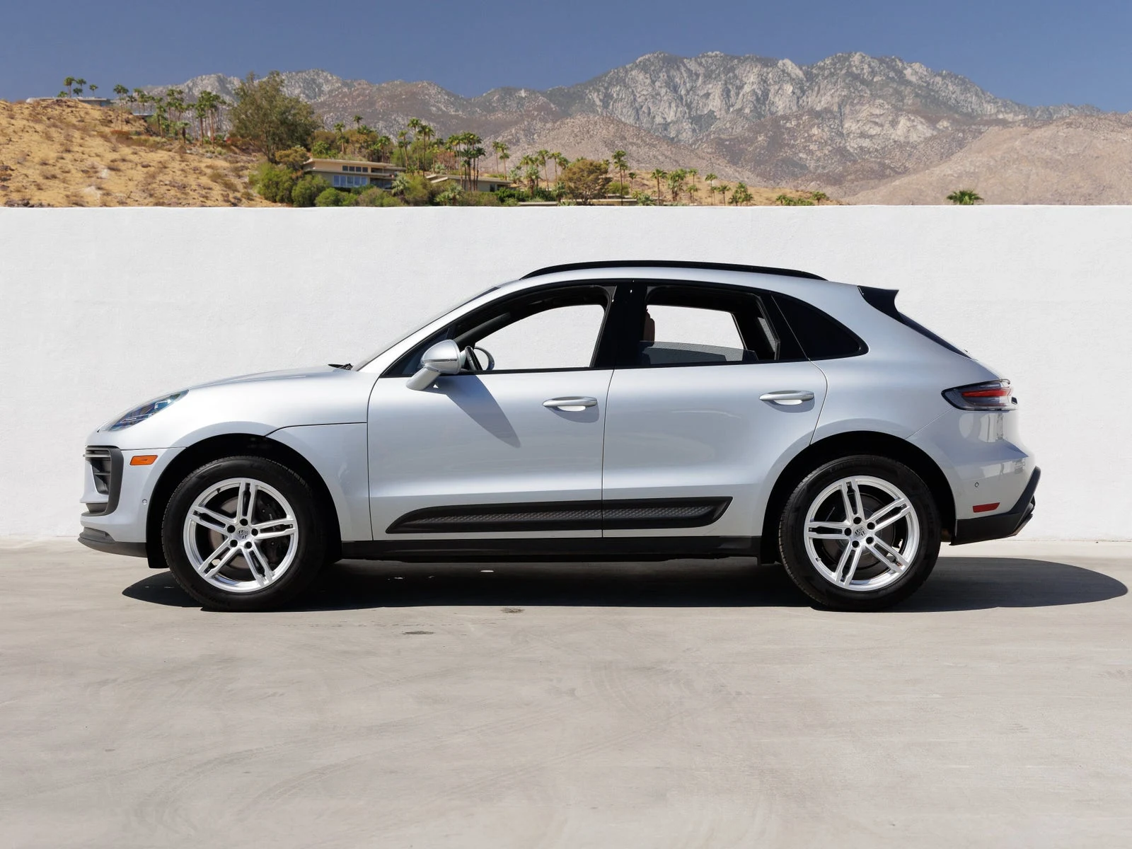 2024 Porsche Macan (95B), 2/20
