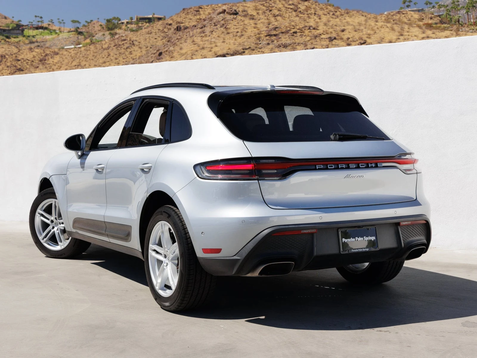 2024 Porsche Macan (95B), 3/20