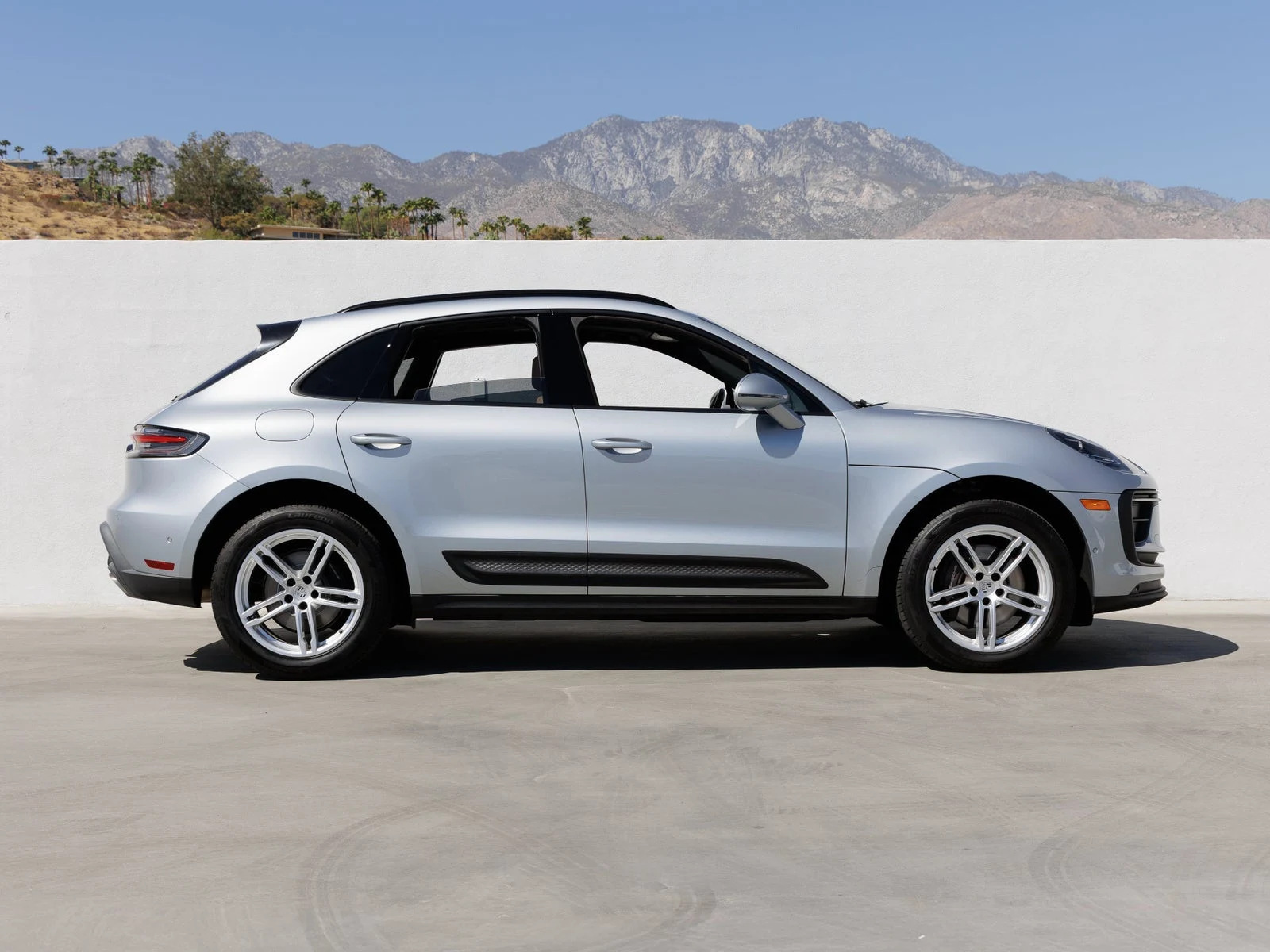 2024 Porsche Macan (95B), 8/20