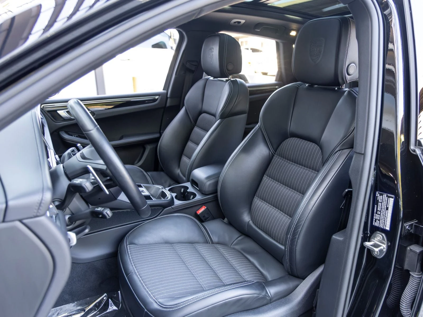 2023 Porsche Macan T (95B), 5/20