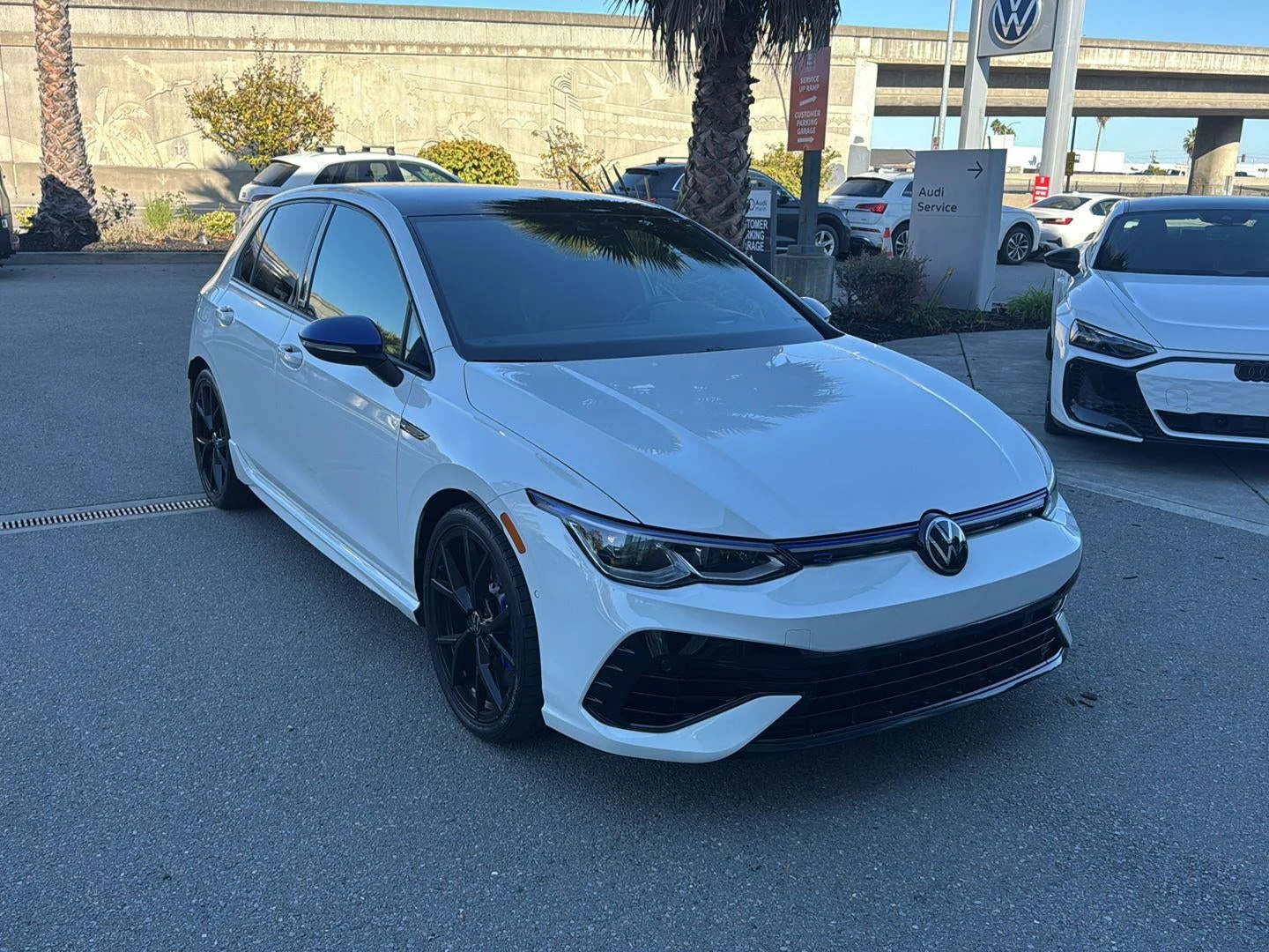 2023 Volkswagen Golf R 20th Anniversary Edition (Mk8), 3/13