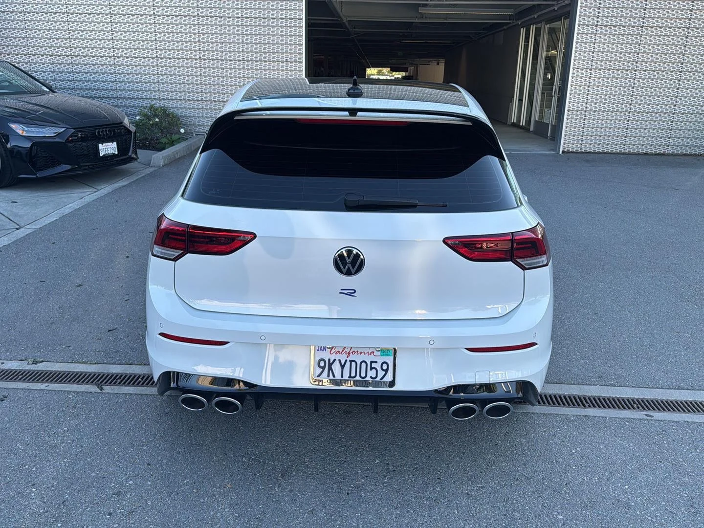 2023 Volkswagen Golf R 20th Anniversary Edition (Mk8), 6/13