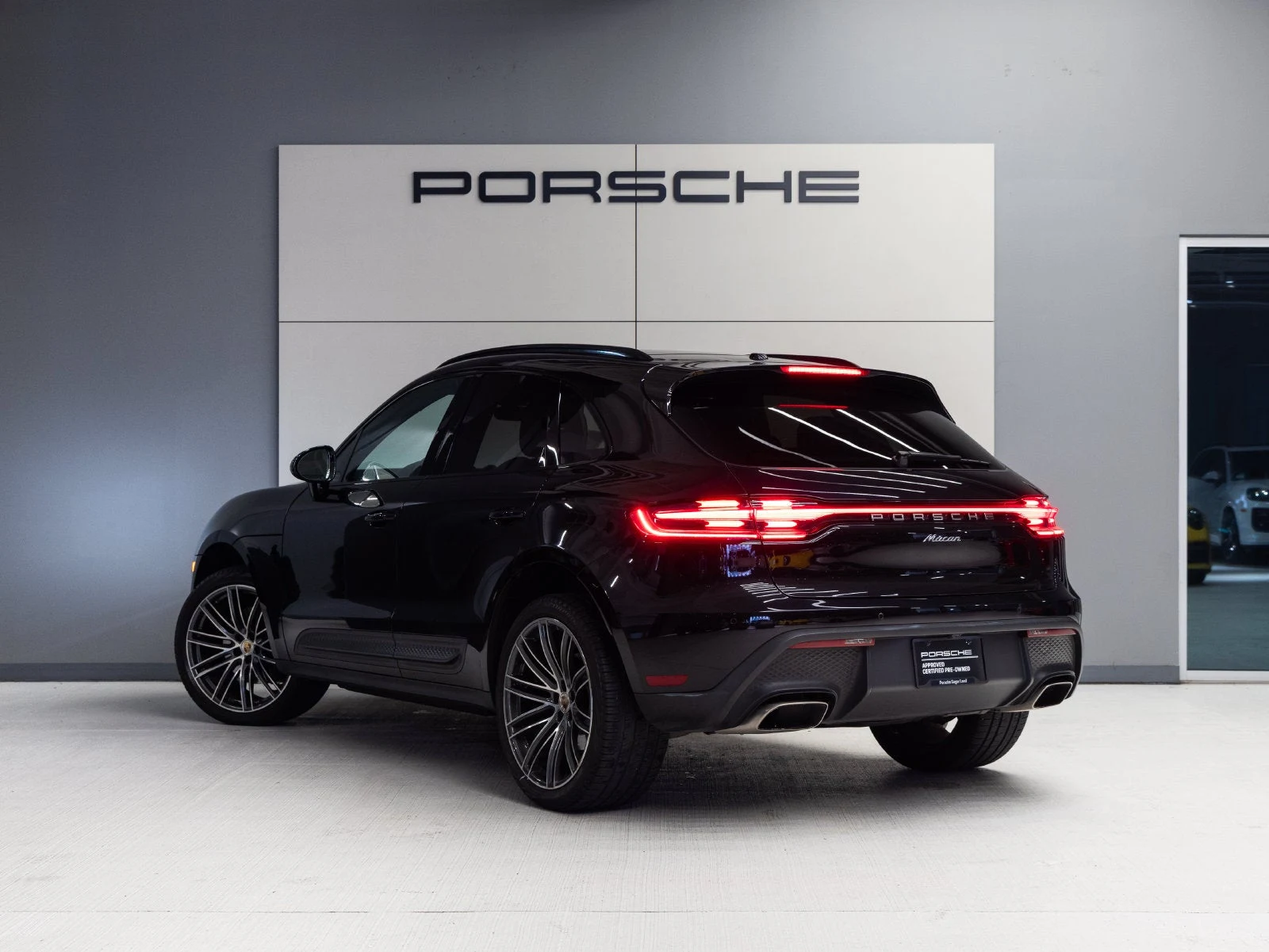 2023 Porsche Macan (95B), 3/20