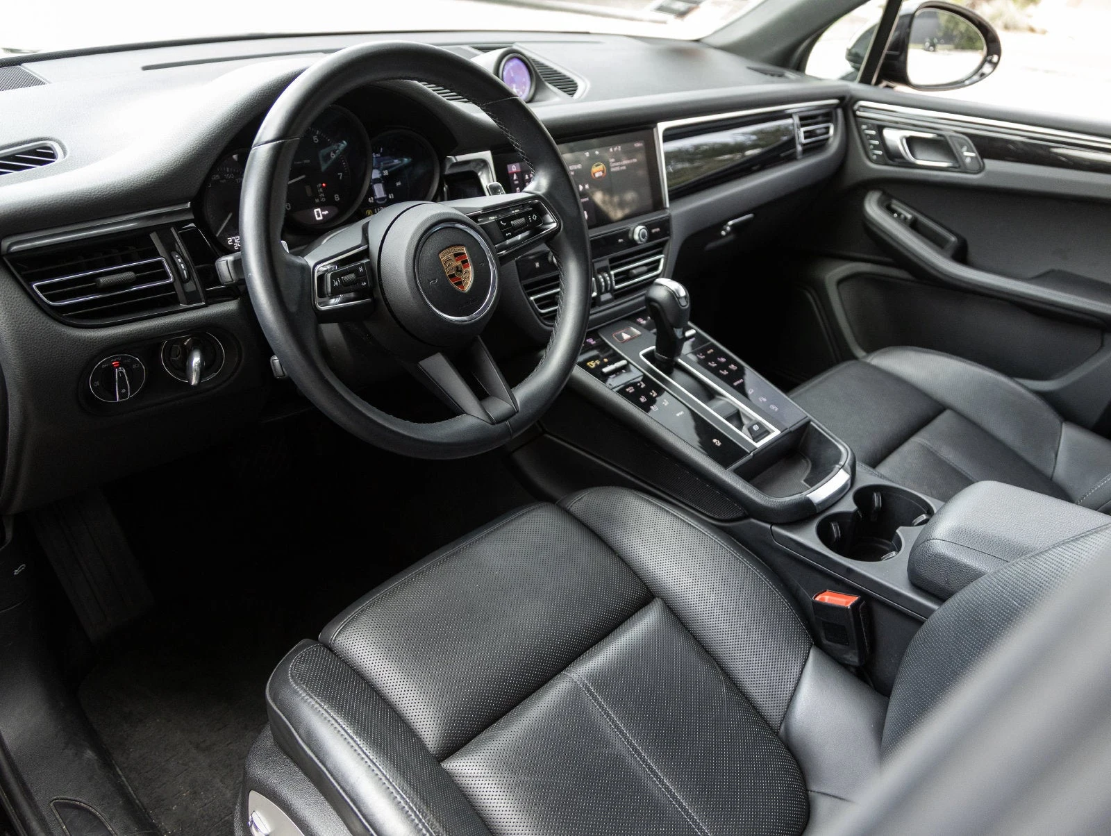 2023 Porsche Macan (95B), 4/20