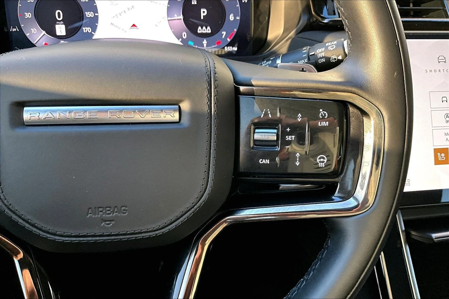 2025 Land Rover Range Rover Velar Dynamic SE (L560), 18/20