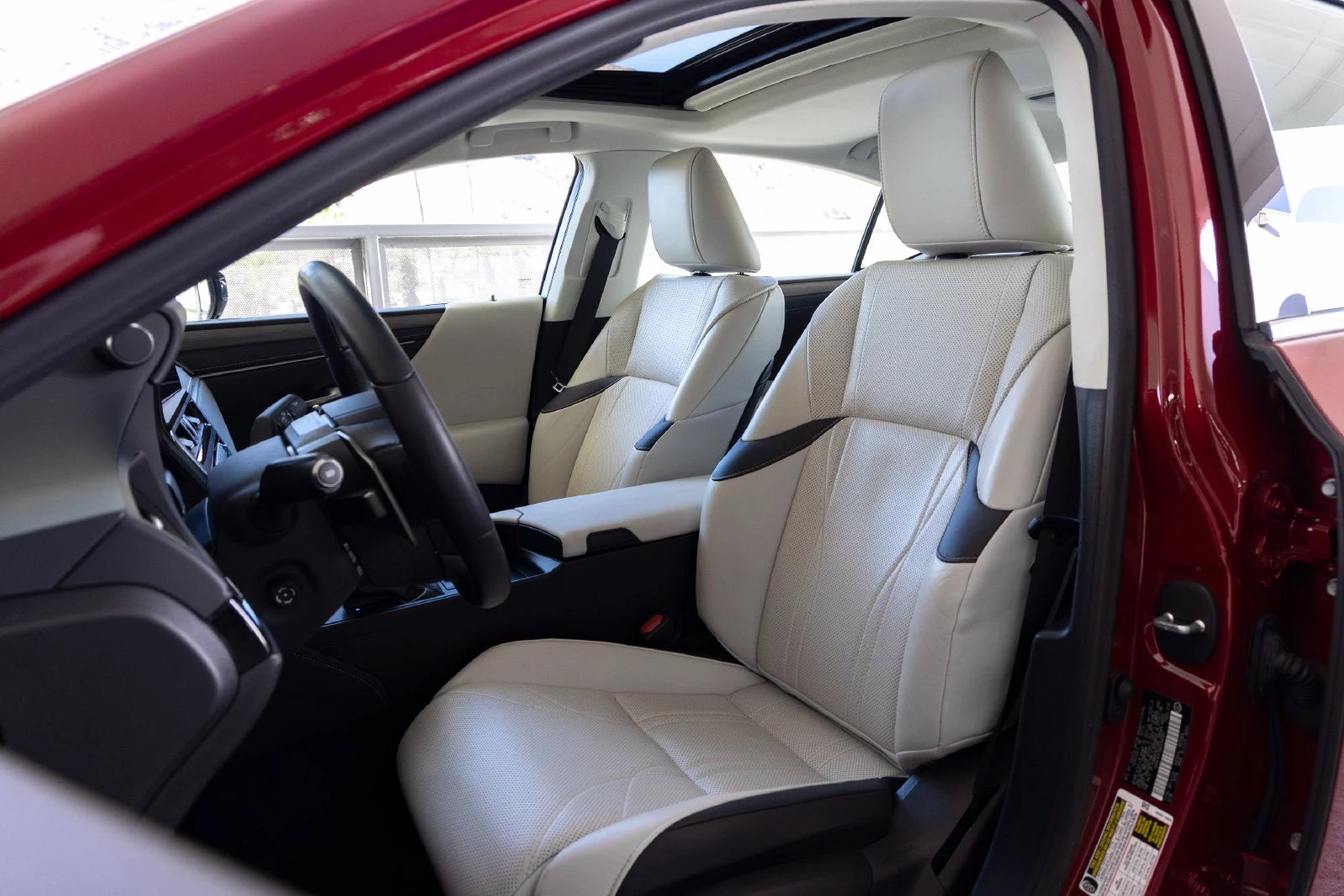 2024 Lexus ES 300h Luxury (XV70), 19/20