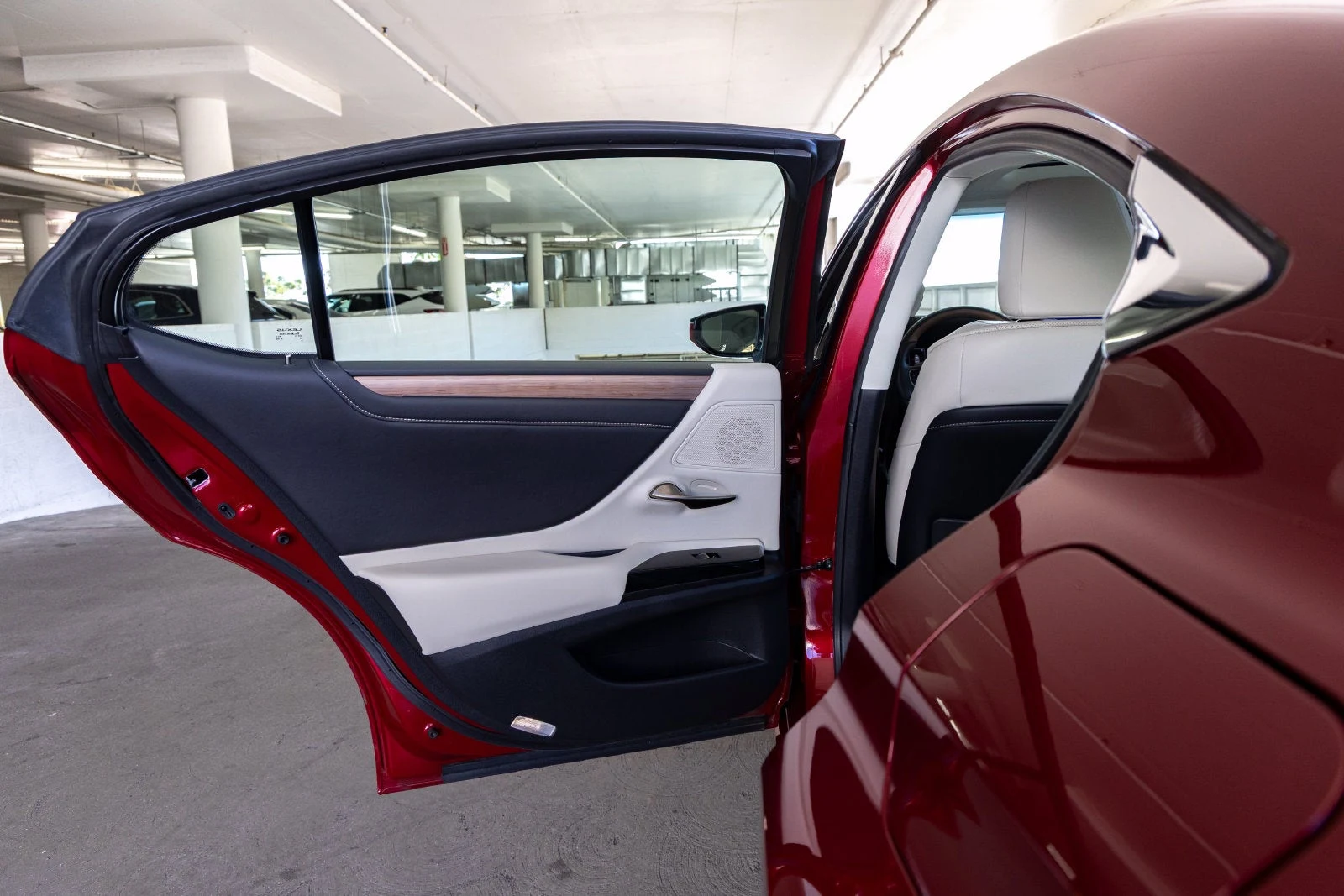 2024 Lexus ES 300h Luxury (XV70), 20/20