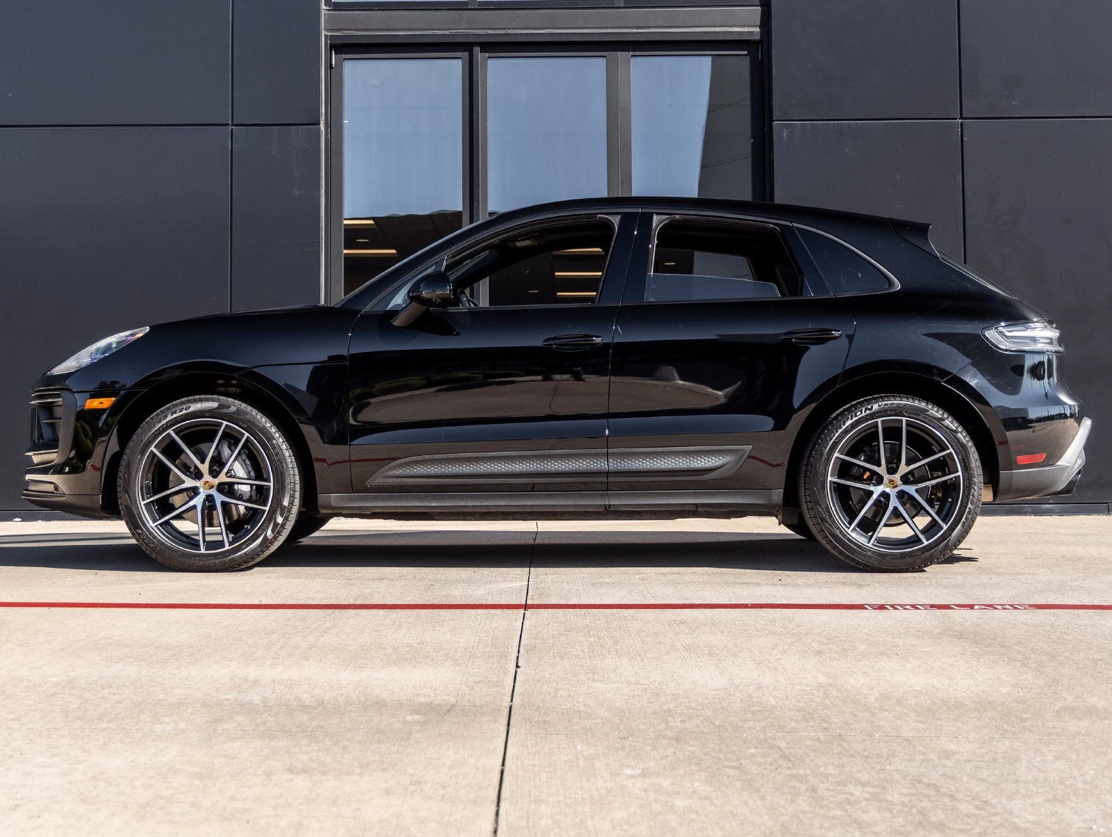 2023 Porsche Macan (95B), 2/20