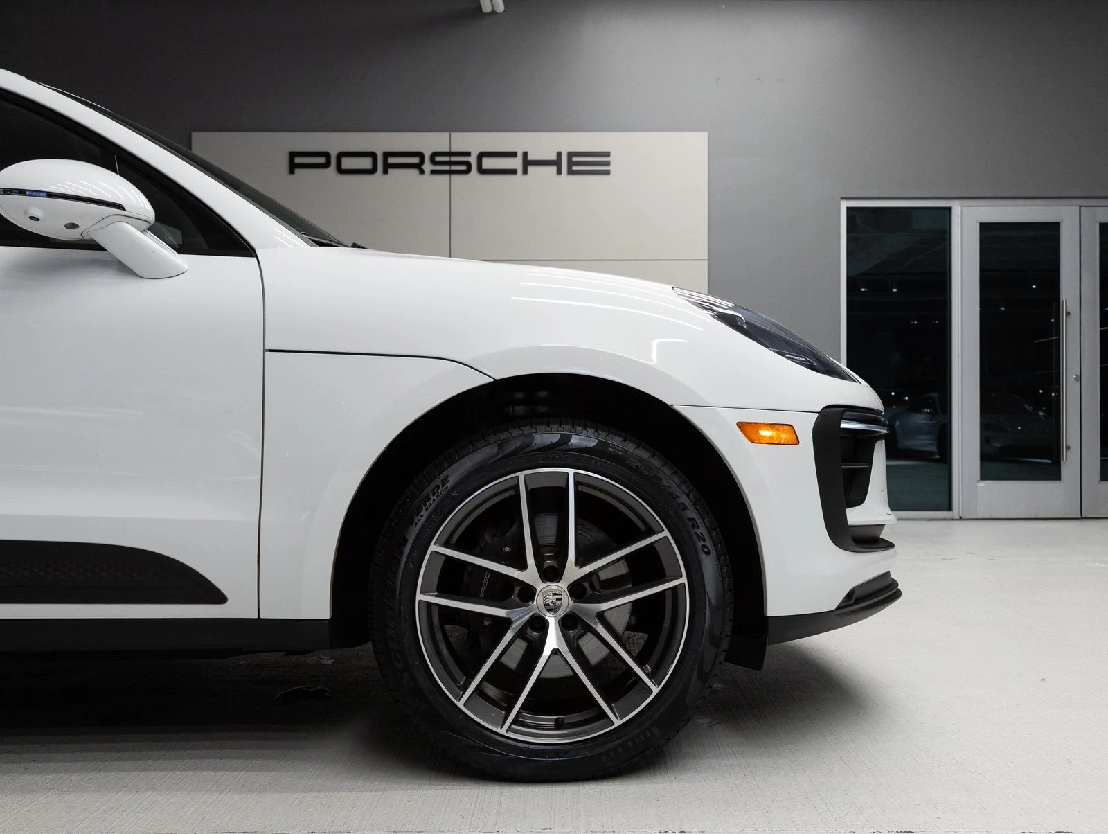 2023 Porsche Macan (95B), 11/20