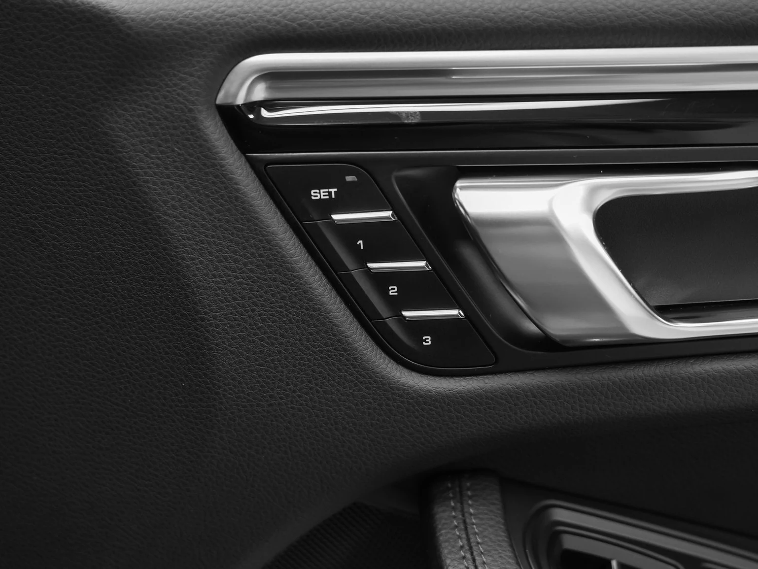 2022 Porsche Macan (95B), 15/20