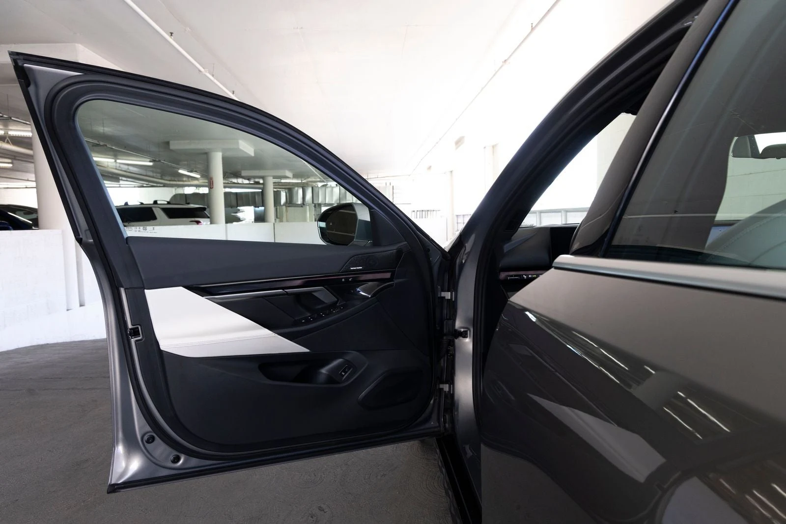 2025 BMW i5 eDrive40 (G60), 13/20