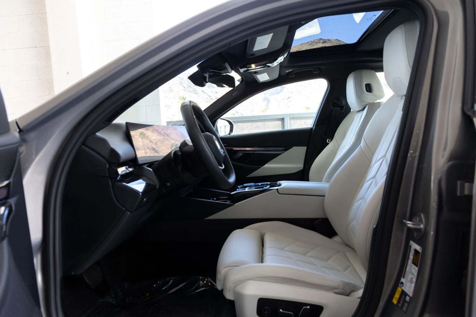 2025 BMW i5 eDrive40 (G60), 15/20