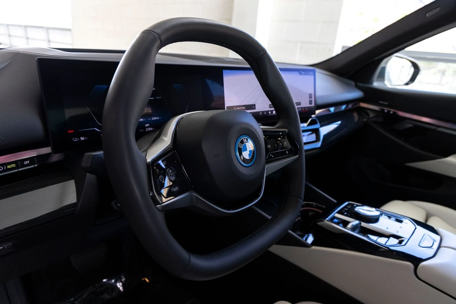 2025 BMW i5 eDrive40 (G60), 17/20