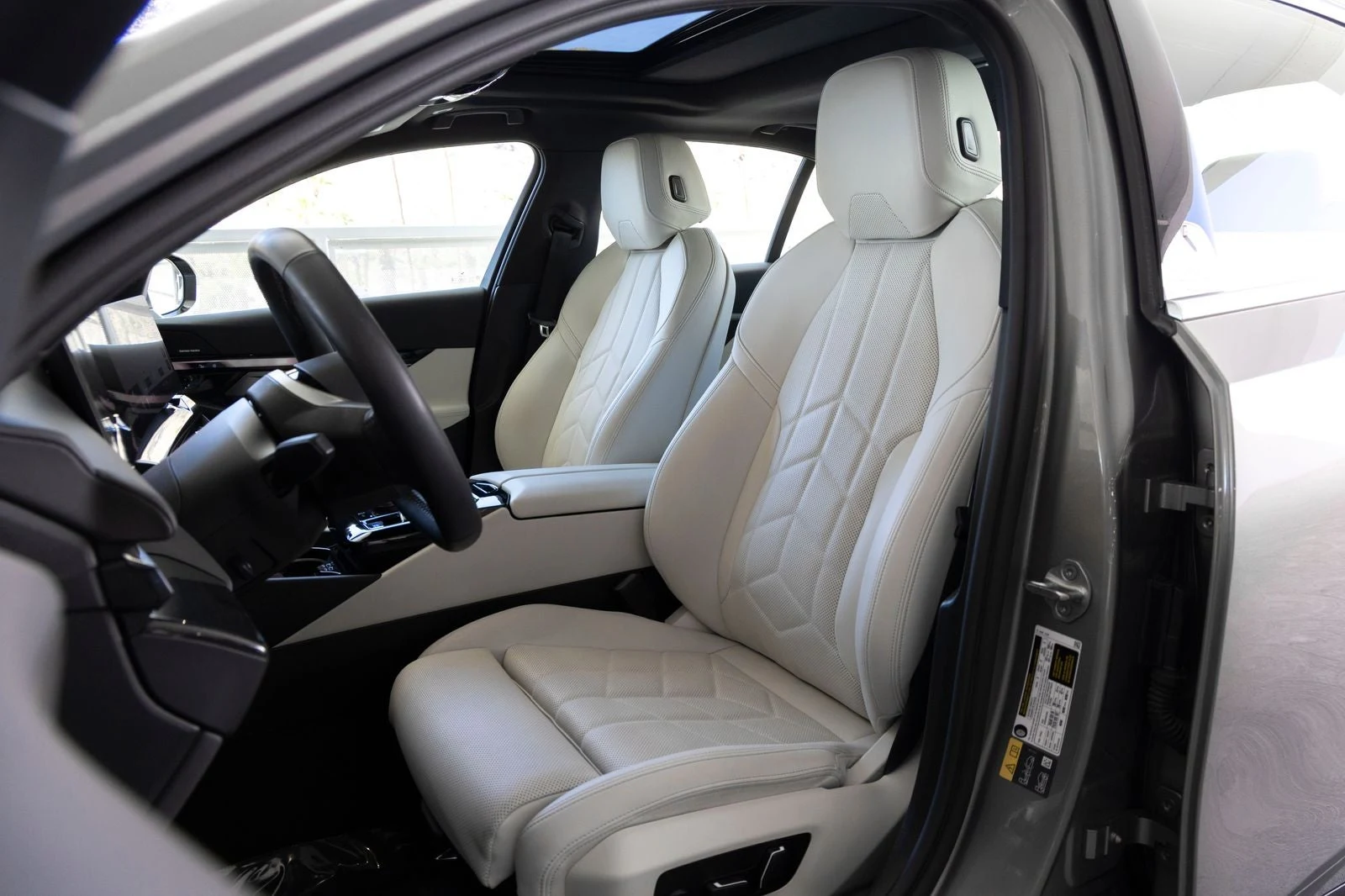 2025 BMW i5 eDrive40 (G60), 19/20