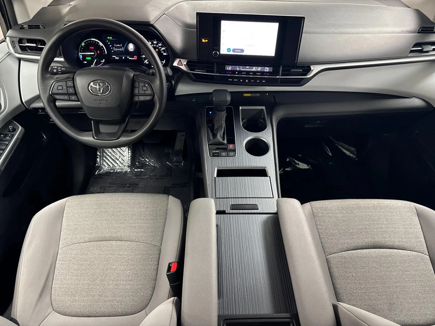 2025 Toyota Sienna LE Eight-Passenger (4th Generation), 12/20