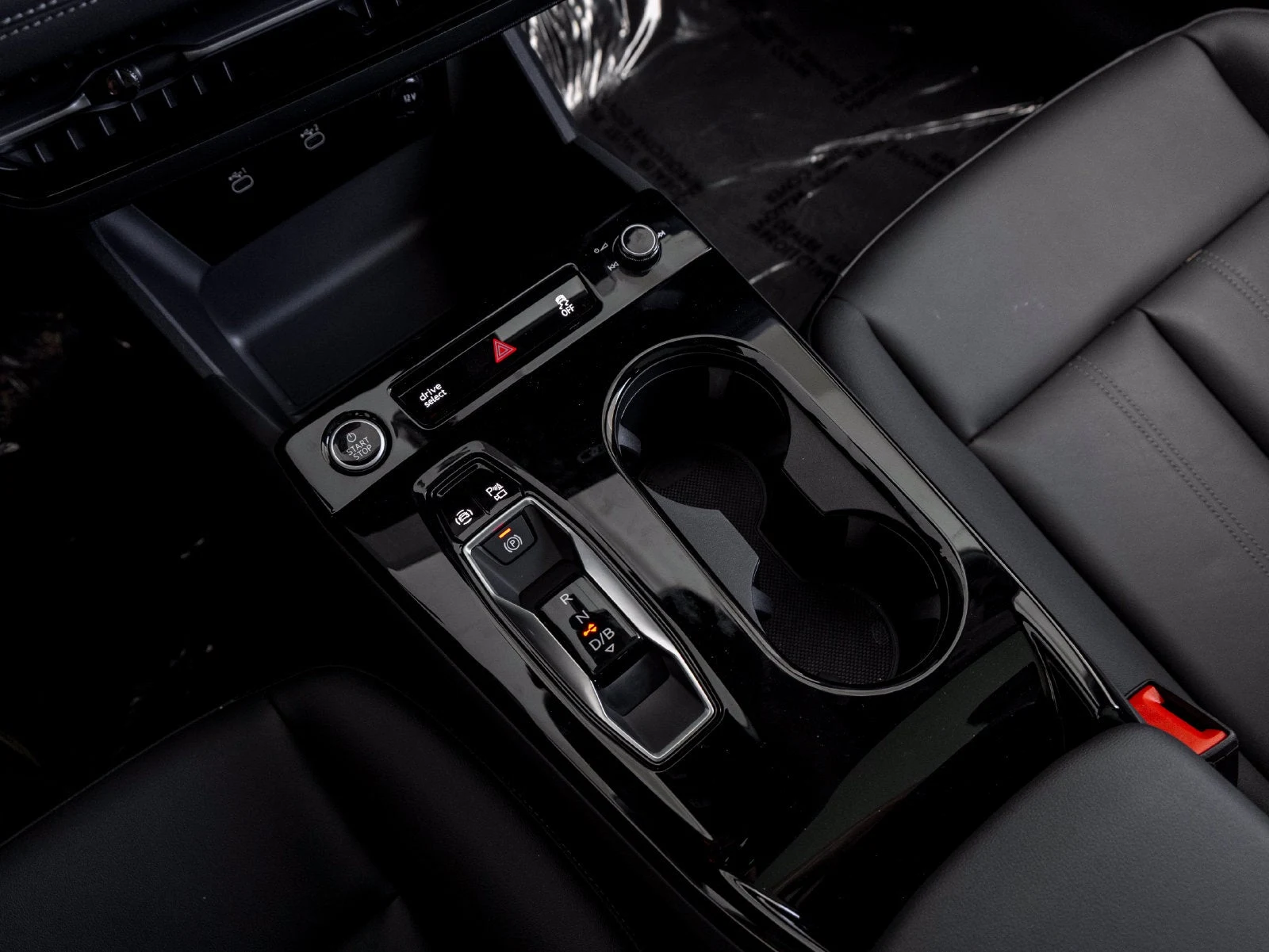 2025 Audi A6 Sportback e-tron Premium quattro, 19/20