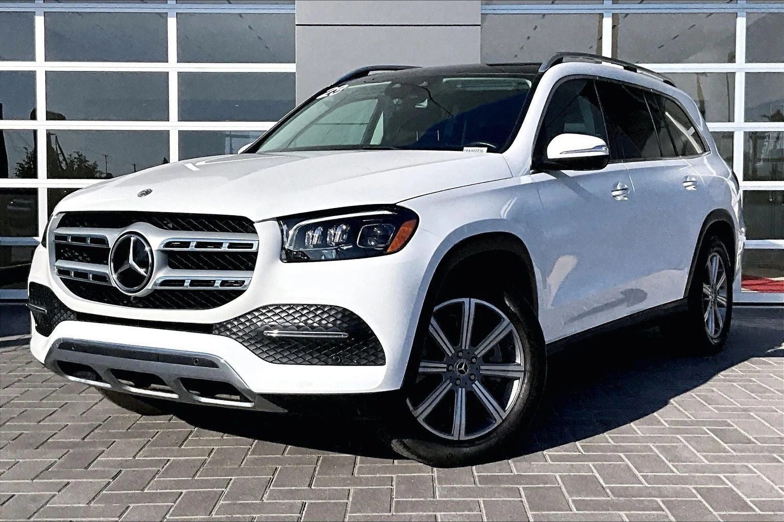 Mercedes-Benz GLS 450 4MATIC (X167) · Polar White · Indigo Auto Group