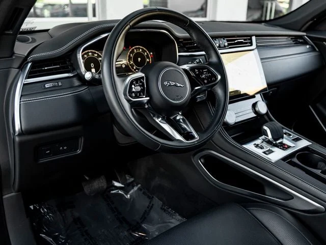 2025 Jaguar F-Pace P250 R-Dynamic S, 17/20