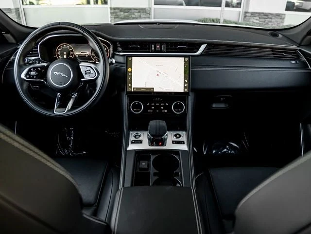 2025 Jaguar F-Pace P250 R-Dynamic S, 19/20