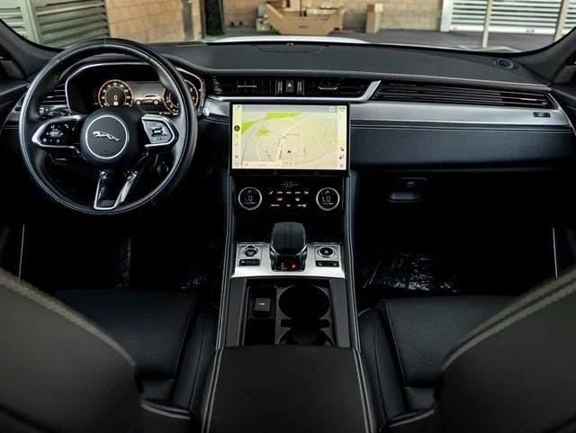 2025 Jaguar F-Pace P250 R-Dynamic S, 19/20