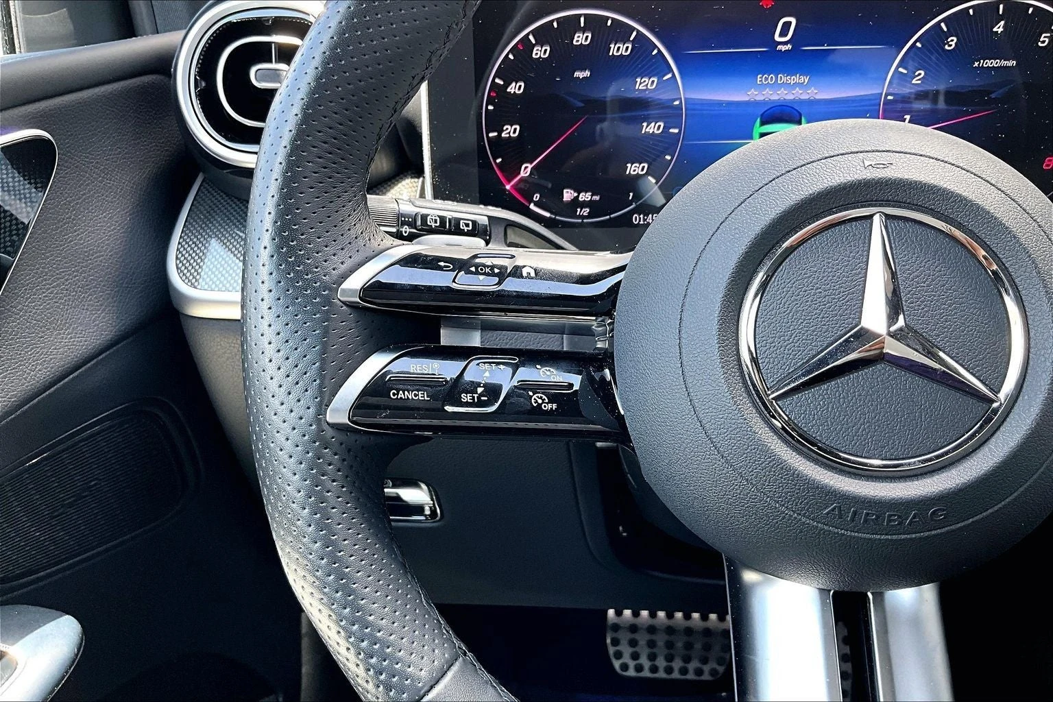 2026 Mercedes-Benz GLC 300 (X254), 18/20