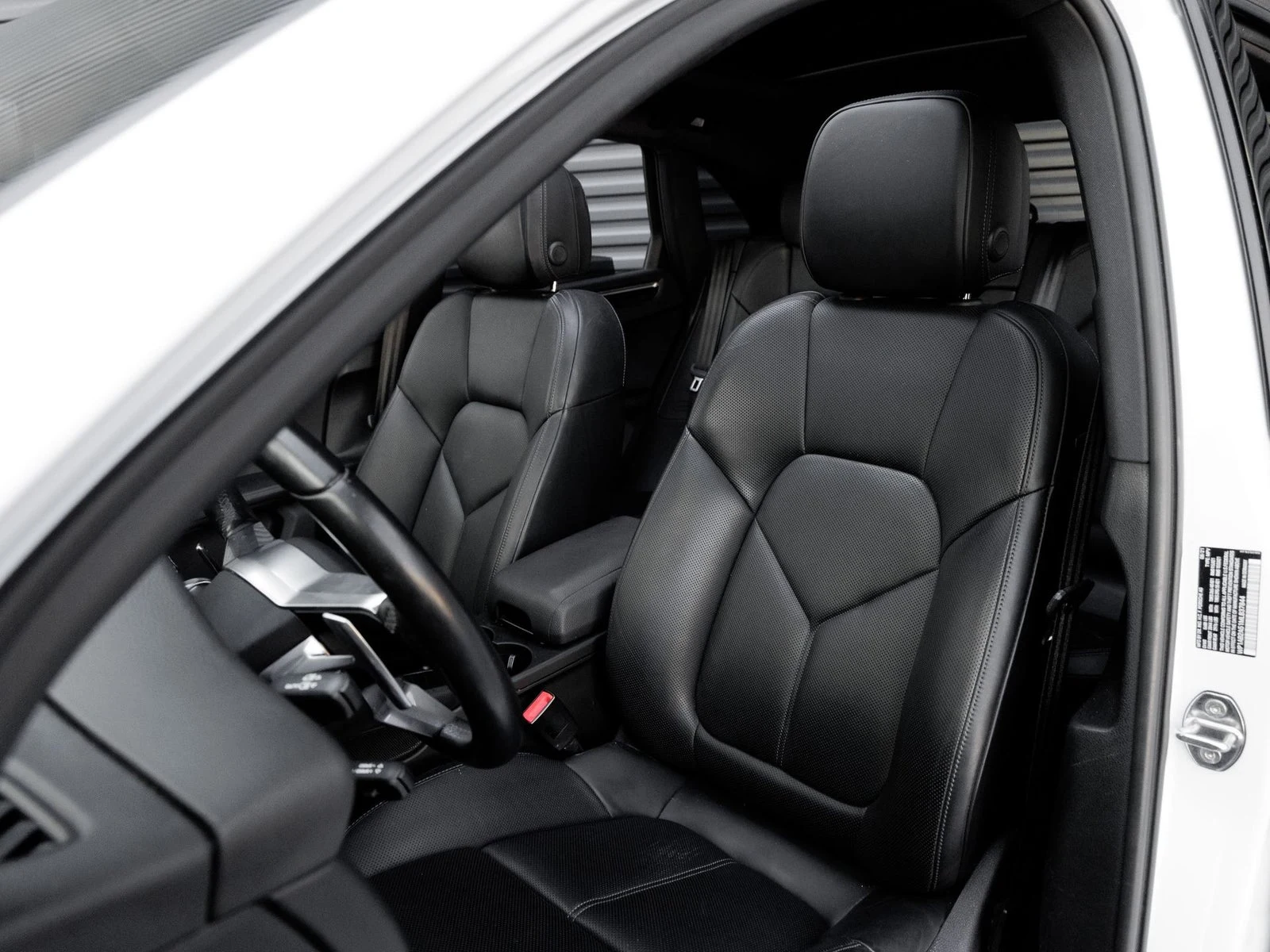 2021 Porsche Macan S (95B), 5/20