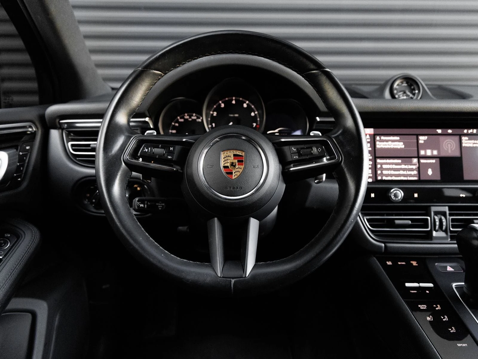 2023 Porsche Macan (95B), 17/20