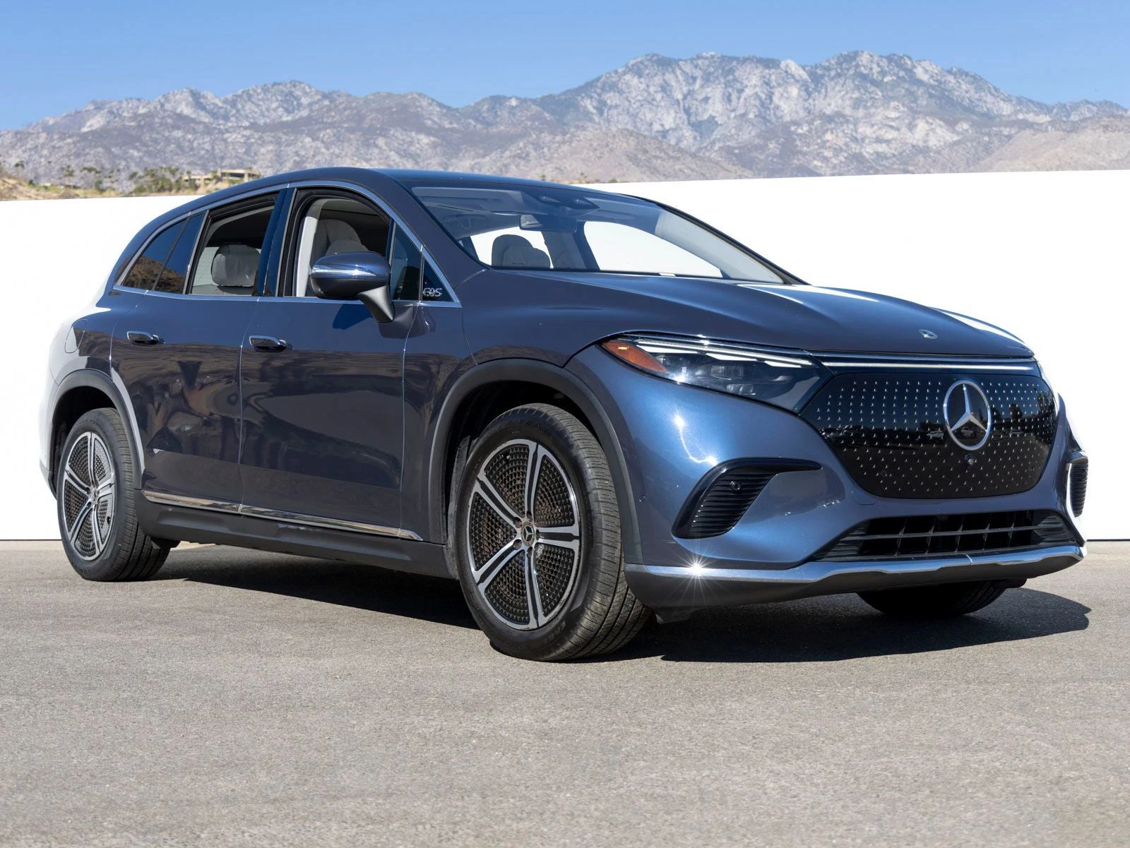 2023 Mercedes-Benz EQS 450 4MATIC SUV (X296), 9/20