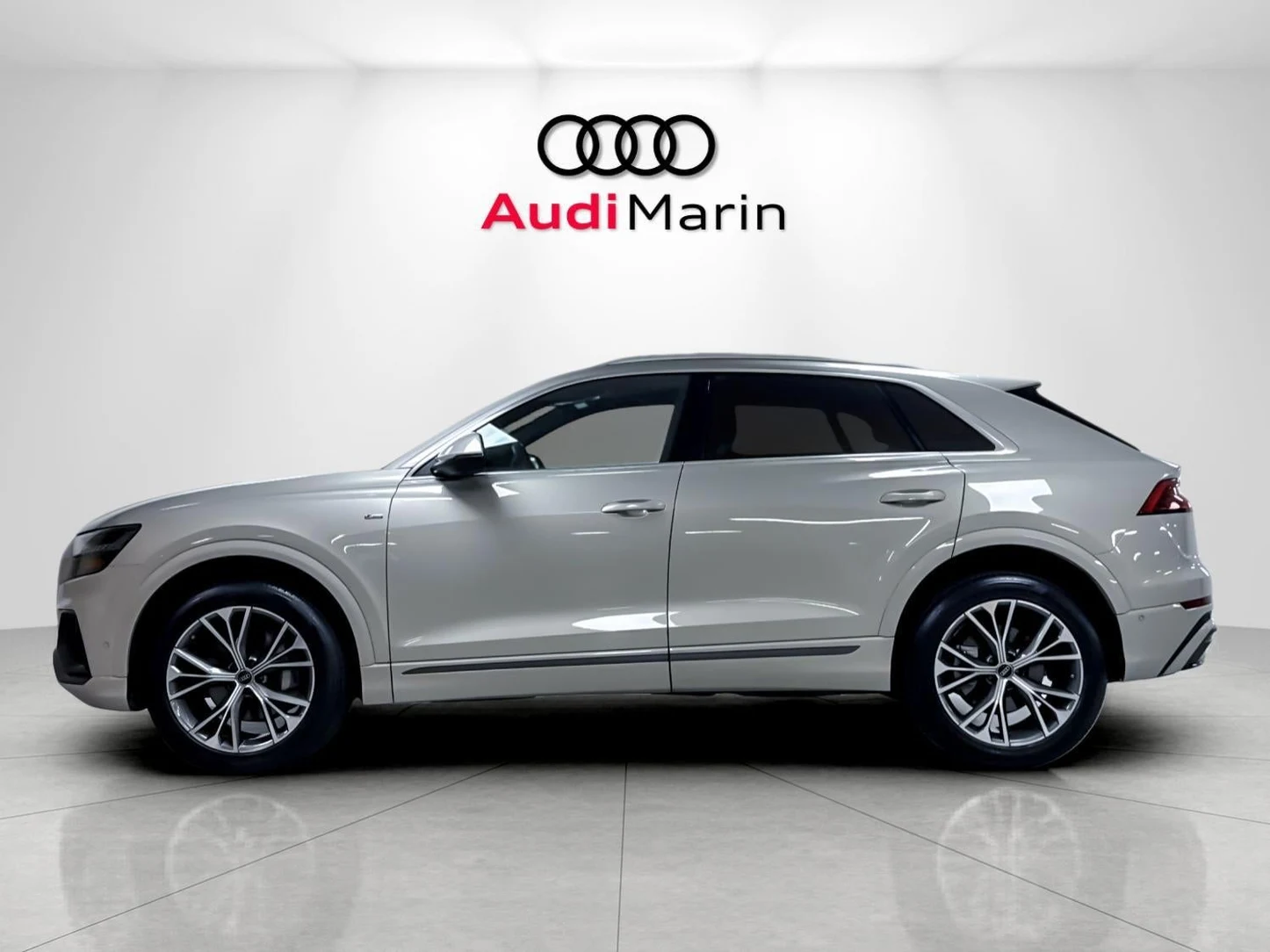 2023 Audi Q8 Premium Plus (4M), 2/20