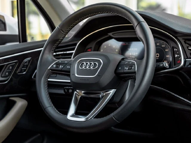 2025 Audi Q7 45 Premium (4M), 19/20