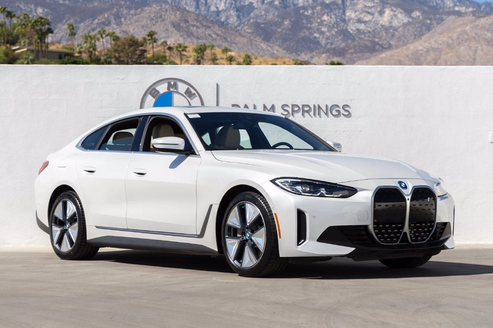 2024 BMW i4 eDrive40 (G26), 2/20