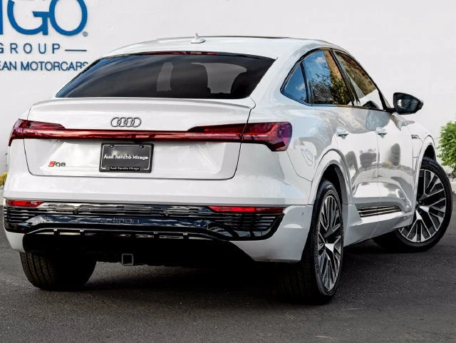 2024 Audi Q8 Sportback e-tron Prestige S line, 7/20