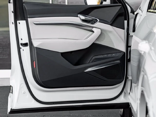2024 Audi Q8 Sportback e-tron Prestige S line, 12/20