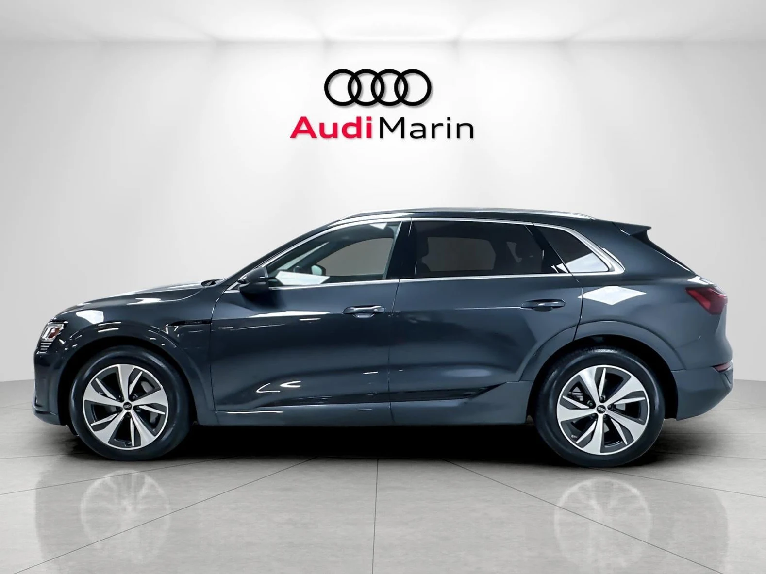 2024 Audi Q8 e-tron Premium Plus, 2/20