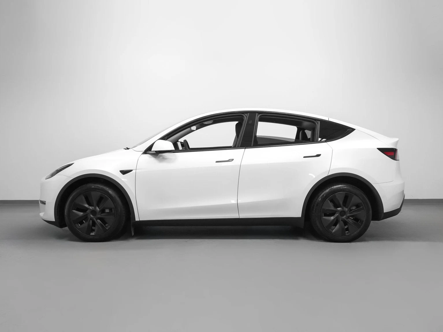 2024 Tesla Model Y Long Range (Original Version), 2/20