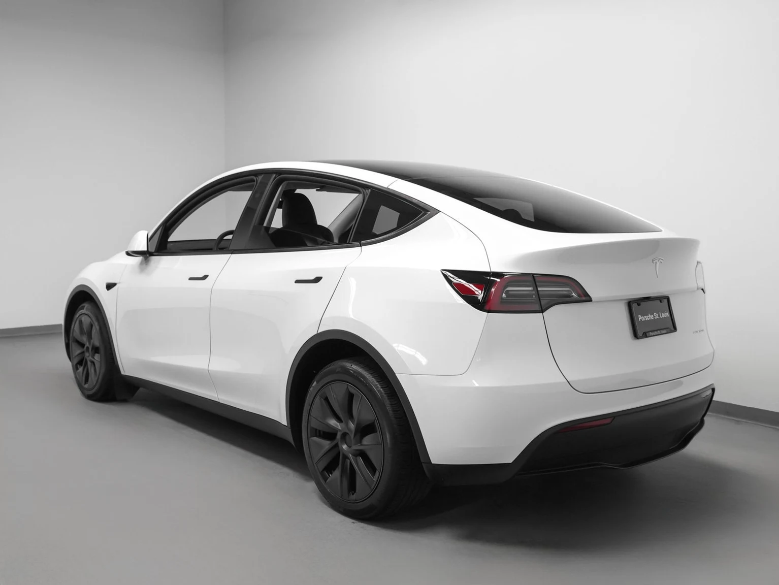 2024 Tesla Model Y Long Range (Original Version), 3/20
