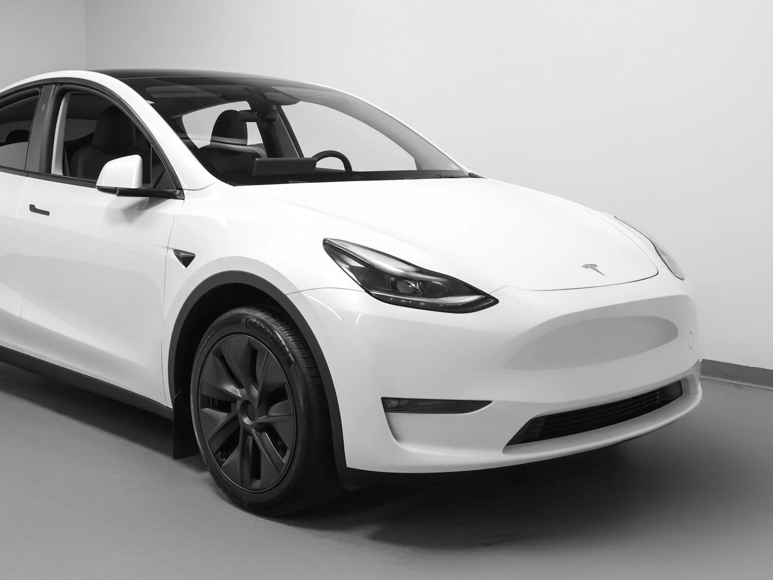 2024 Tesla Model Y Long Range (Original Version), 8/20